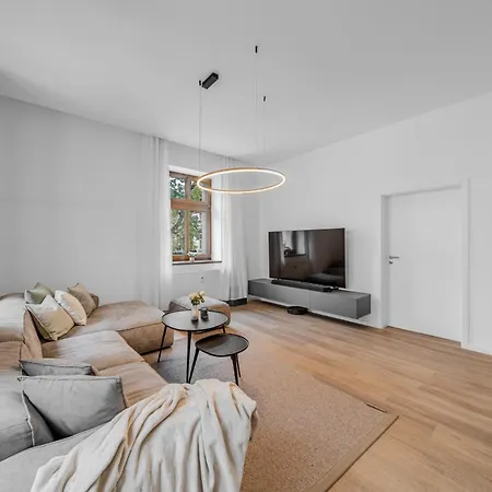 Moderny V Srdci Banskej Bystrice