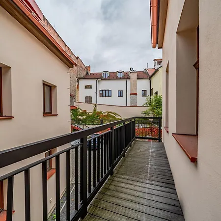 Moderný V Srdci Banskej Bystrice