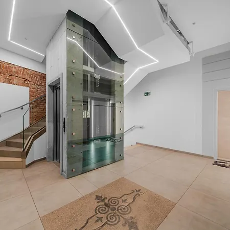 Moderny V Srdci Banskej Bystrice * Banská Bystrica